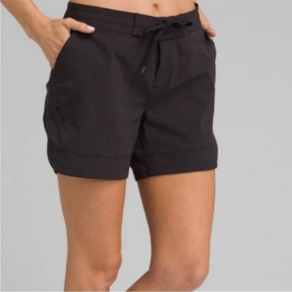 Prana Ebelie black board shorts women’s large NWT brand new water adventure wear